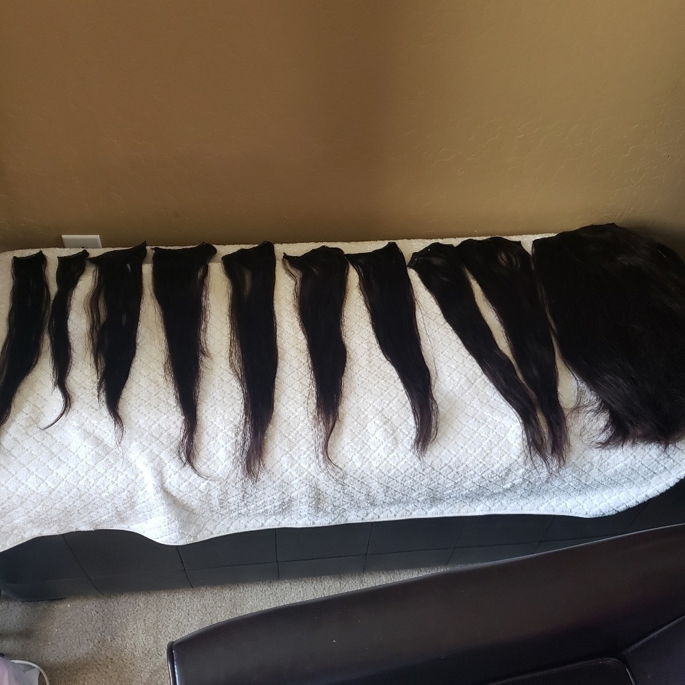 **20" Irresistable Me Human hair 10 piece clip ins